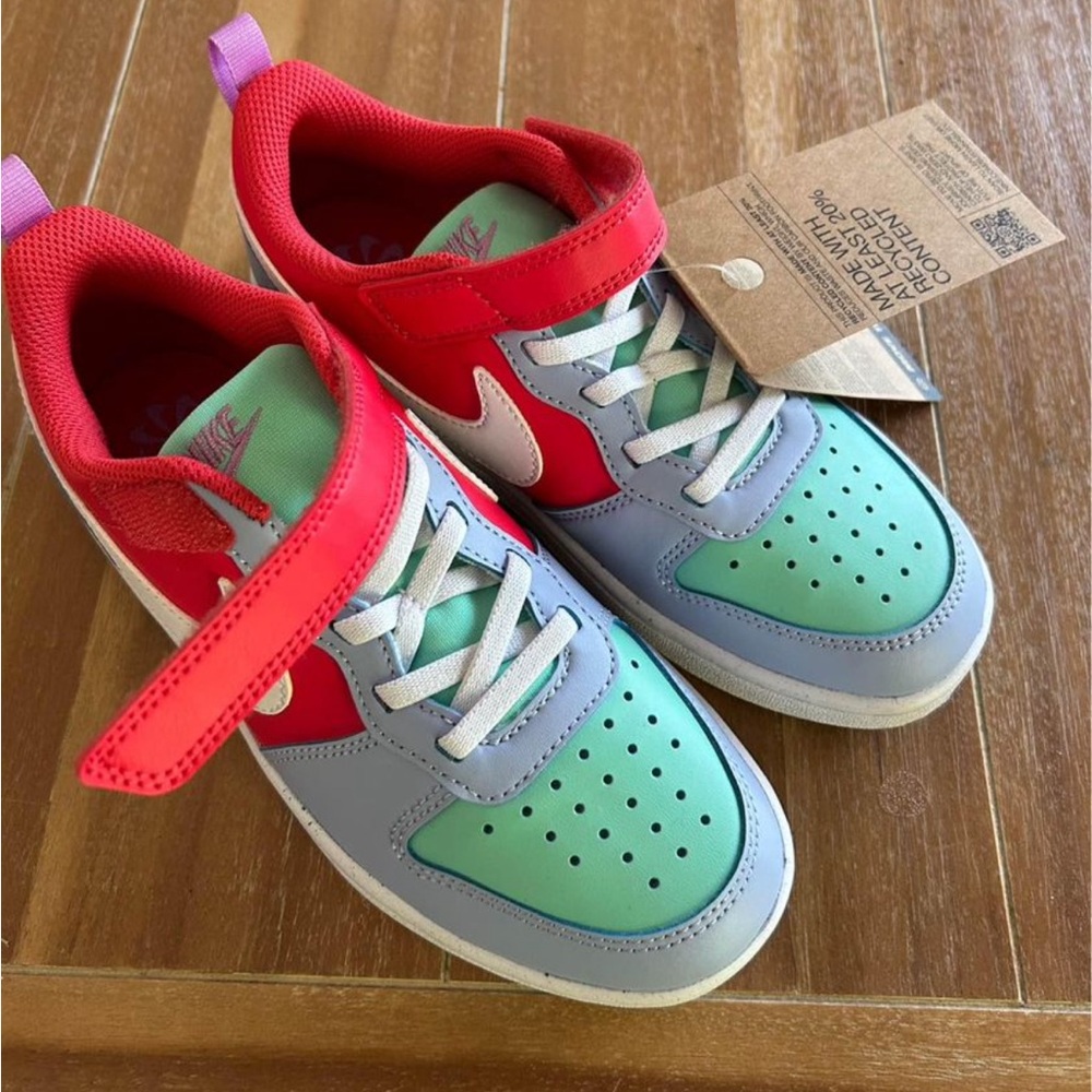 NWT Nike sneakers